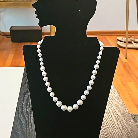 Pearl necklace - Picture 1 of 5